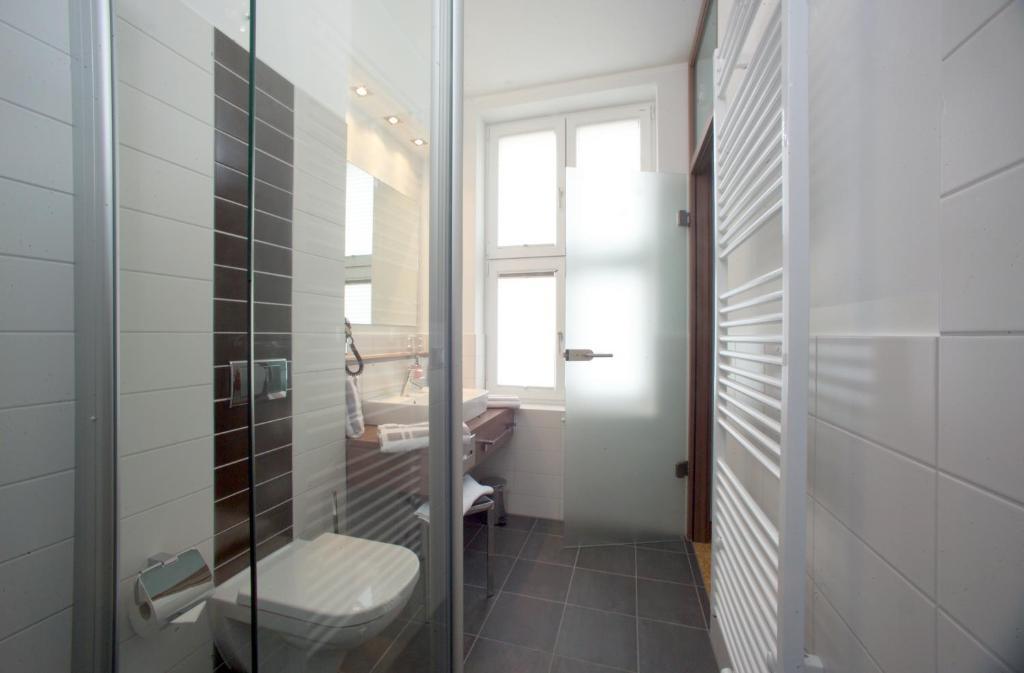 Hotel Bruehlerhoehe Erfurt Room photo